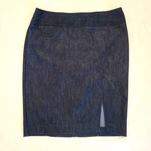 Express Design Studio dark washdenim skirt w/ front slit size 4